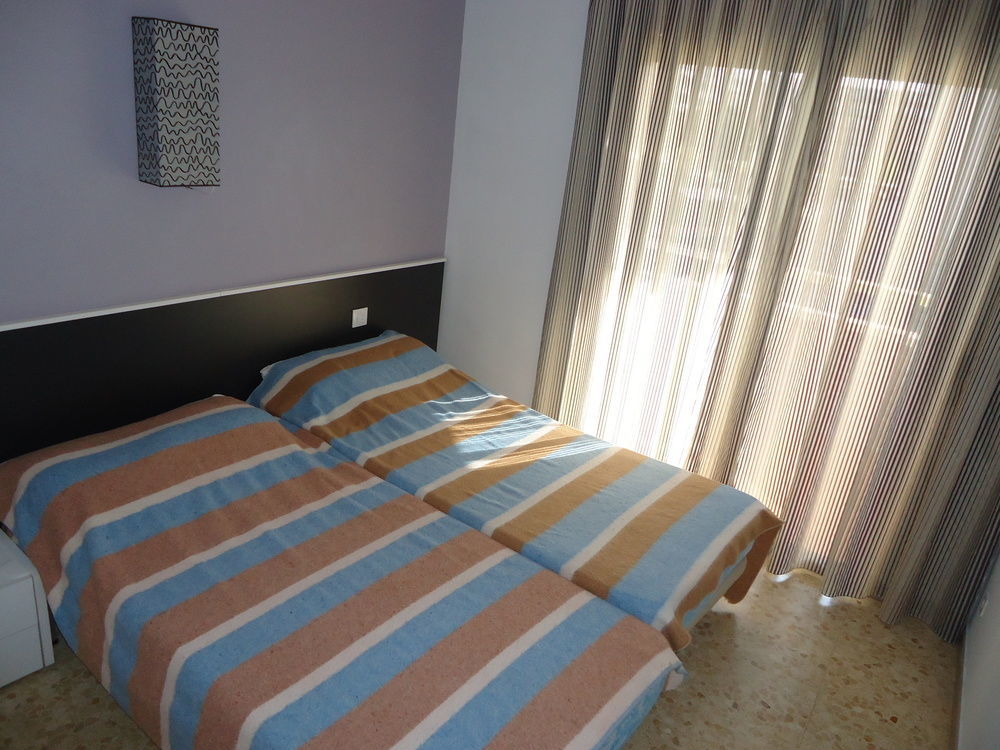 Apartamentos Antillas Fenals Lloret de Mar Esterno foto