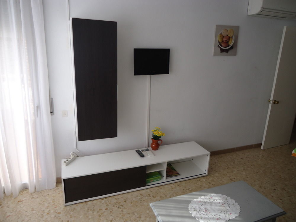 Apartamentos Antillas Fenals Lloret de Mar Esterno foto
