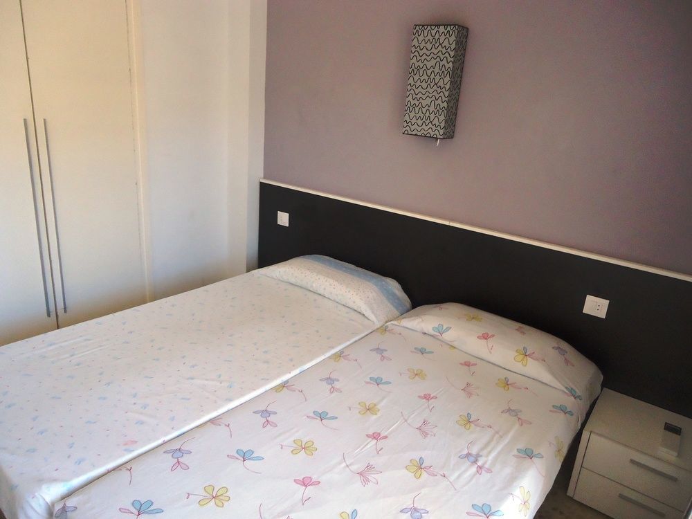 Apartamentos Antillas Fenals Lloret de Mar Esterno foto
