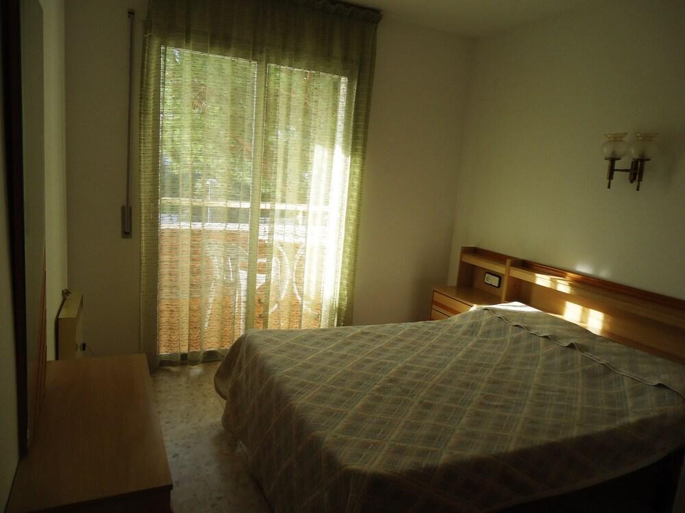 Apartamentos Antillas Fenals Lloret de Mar Esterno foto